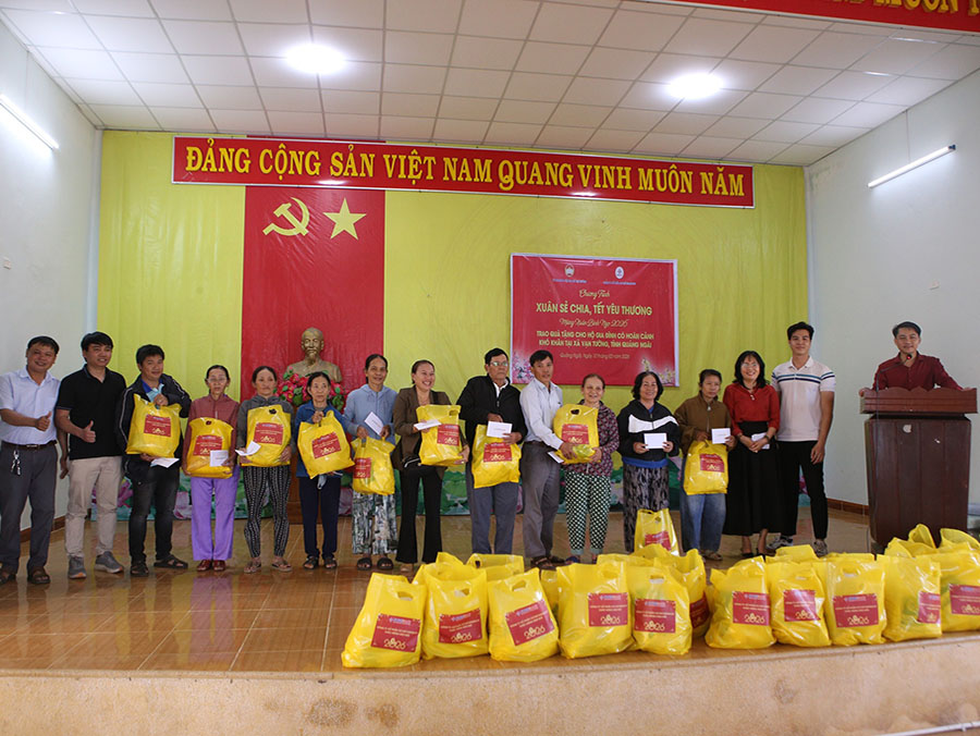 Eurorack joins hands with Van Tuong Commune to spread love through the program “Spring of Sharing – Tet of Love 2026”